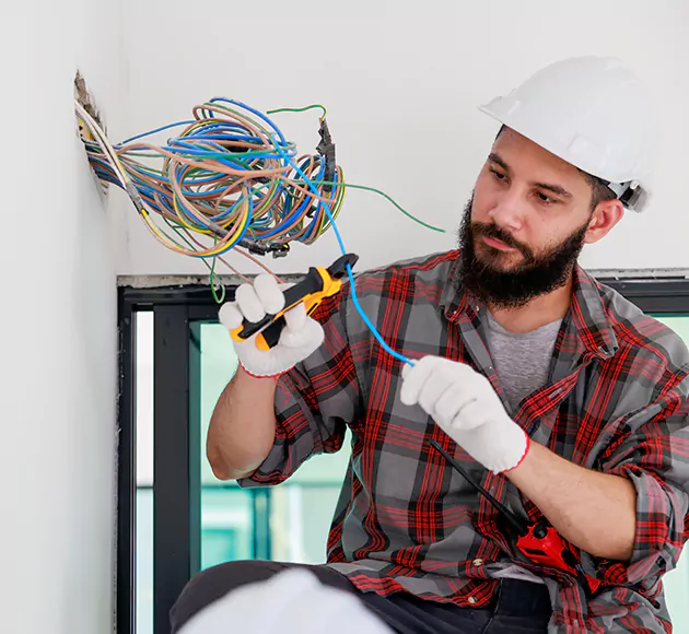 Professional Low Voltage Electrician: Your Local Systems Technician in Pea Ridge, AR